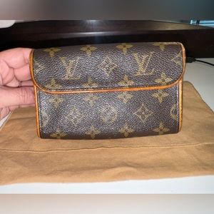 Louis Vuitton Monogram Florentine belt bag with unbranded Leather Waistband